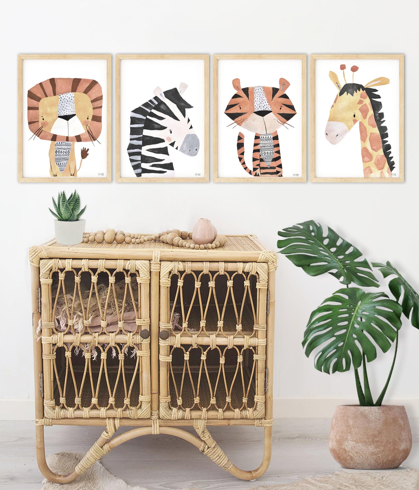 Pip+Phee Safari Four Jungle Giraffe Art Print