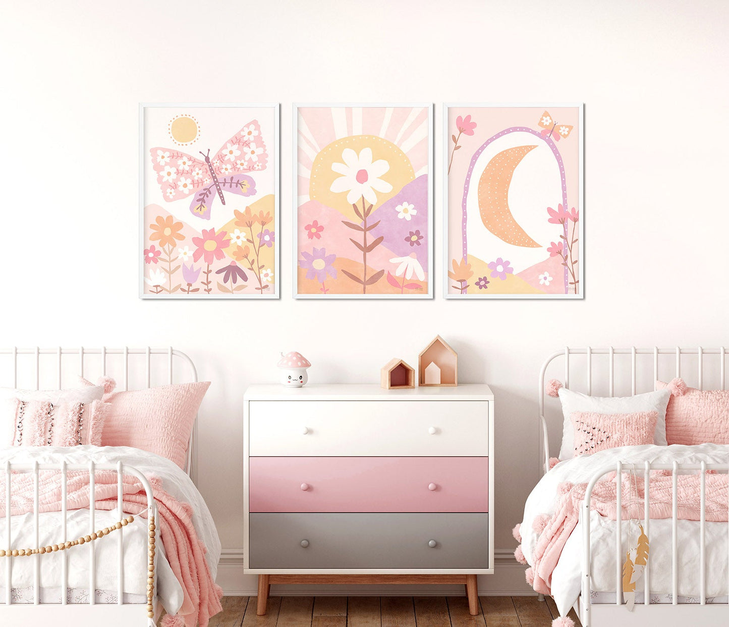 Pip+Phee Daisy Butterfly Art Print - Pastel
