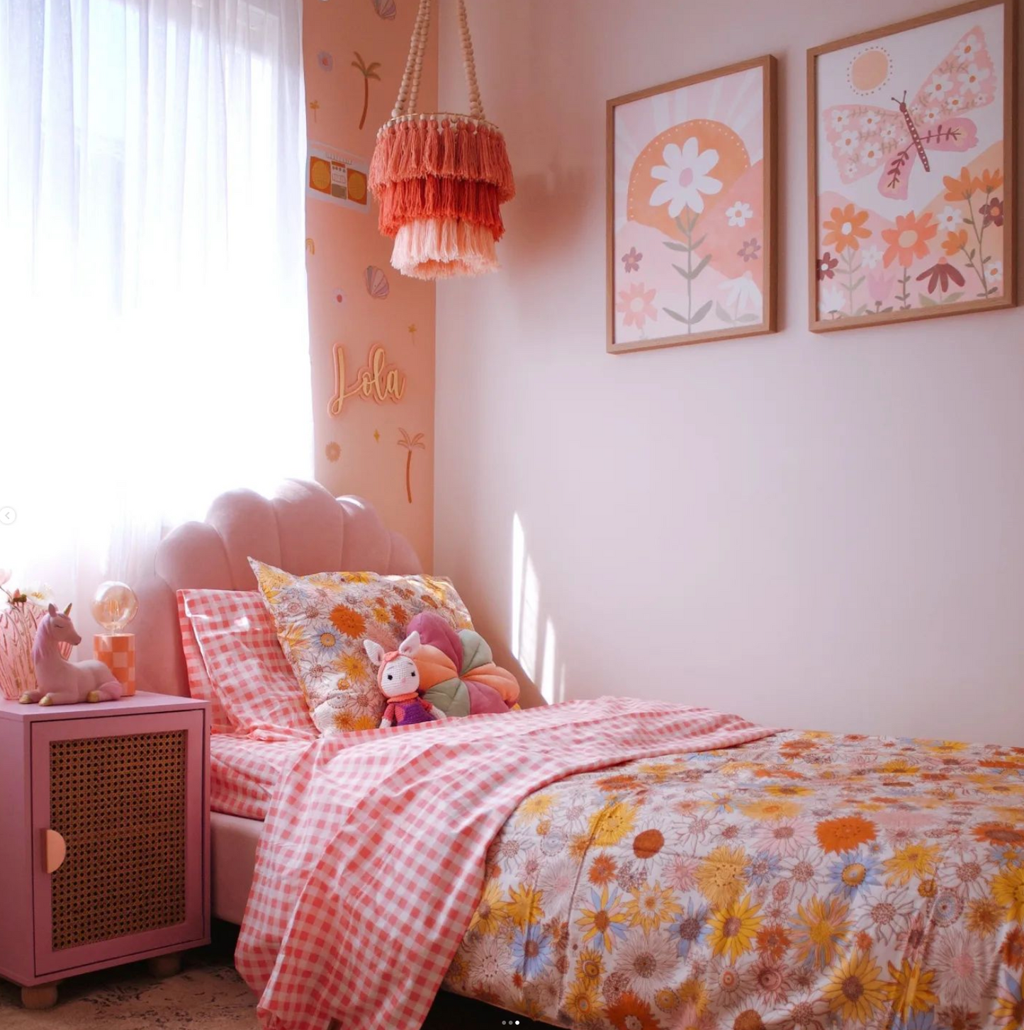 Pip+Phee Daisy Fields Art Print - Dusty Peach